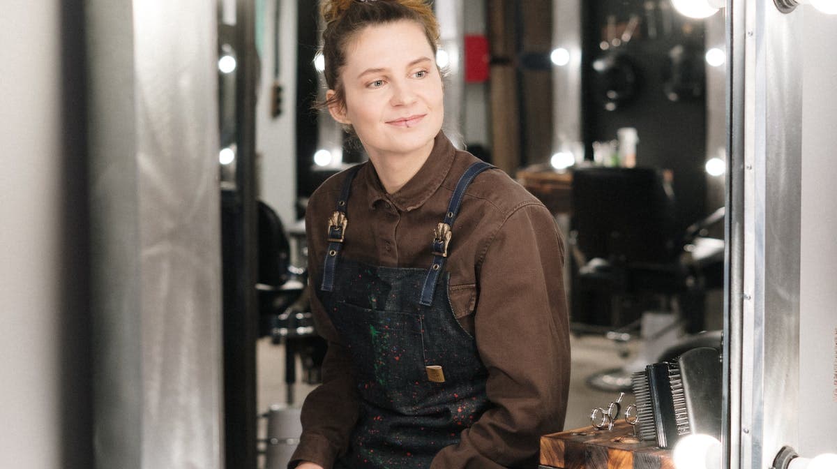 Building a personal brand as a hairstylist (without becoming an influencer)